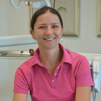 Dr. Gracia Bergmann